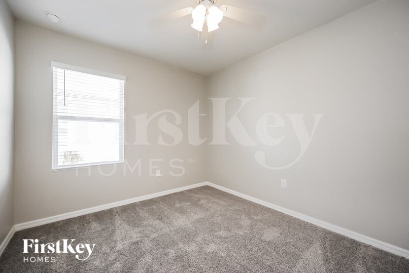 Building Photo - 27993 Arrowhead Cir