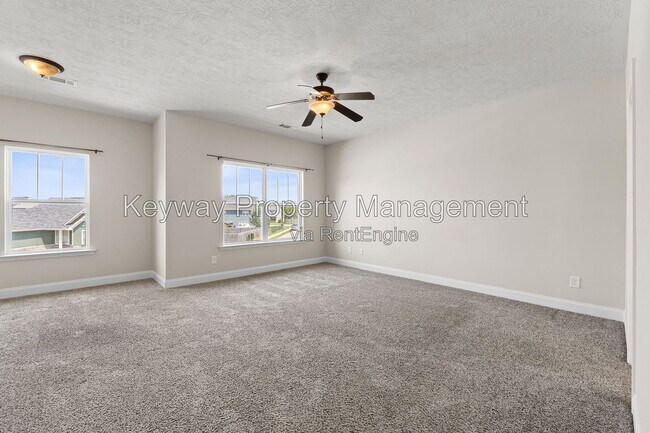 Building Photo - 135 Beallwood Dr