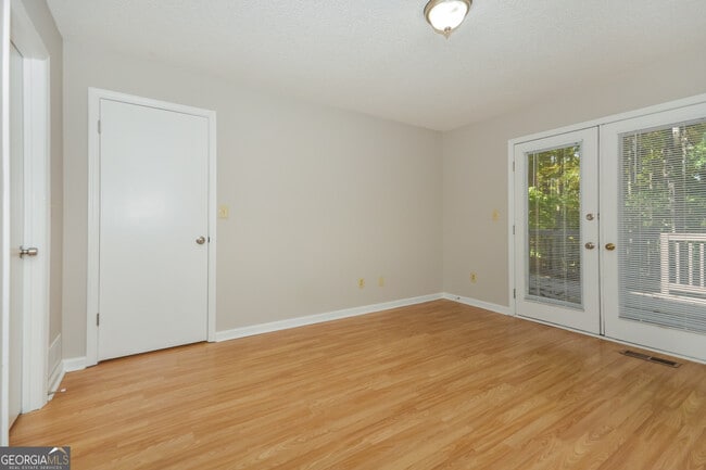 Building Photo - 3822 Nowlin Rd