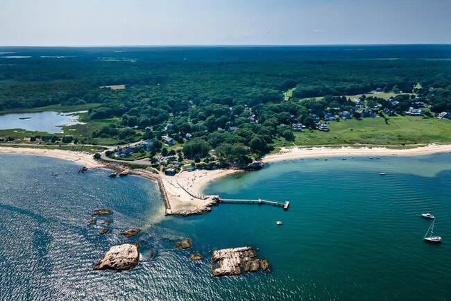 Building Photo - 3 Nonquitt Ave