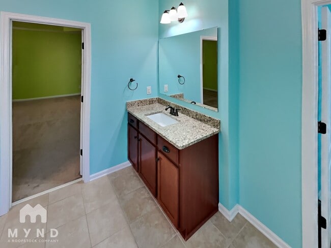 Building Photo - 9420 Ardrey Woods Dr