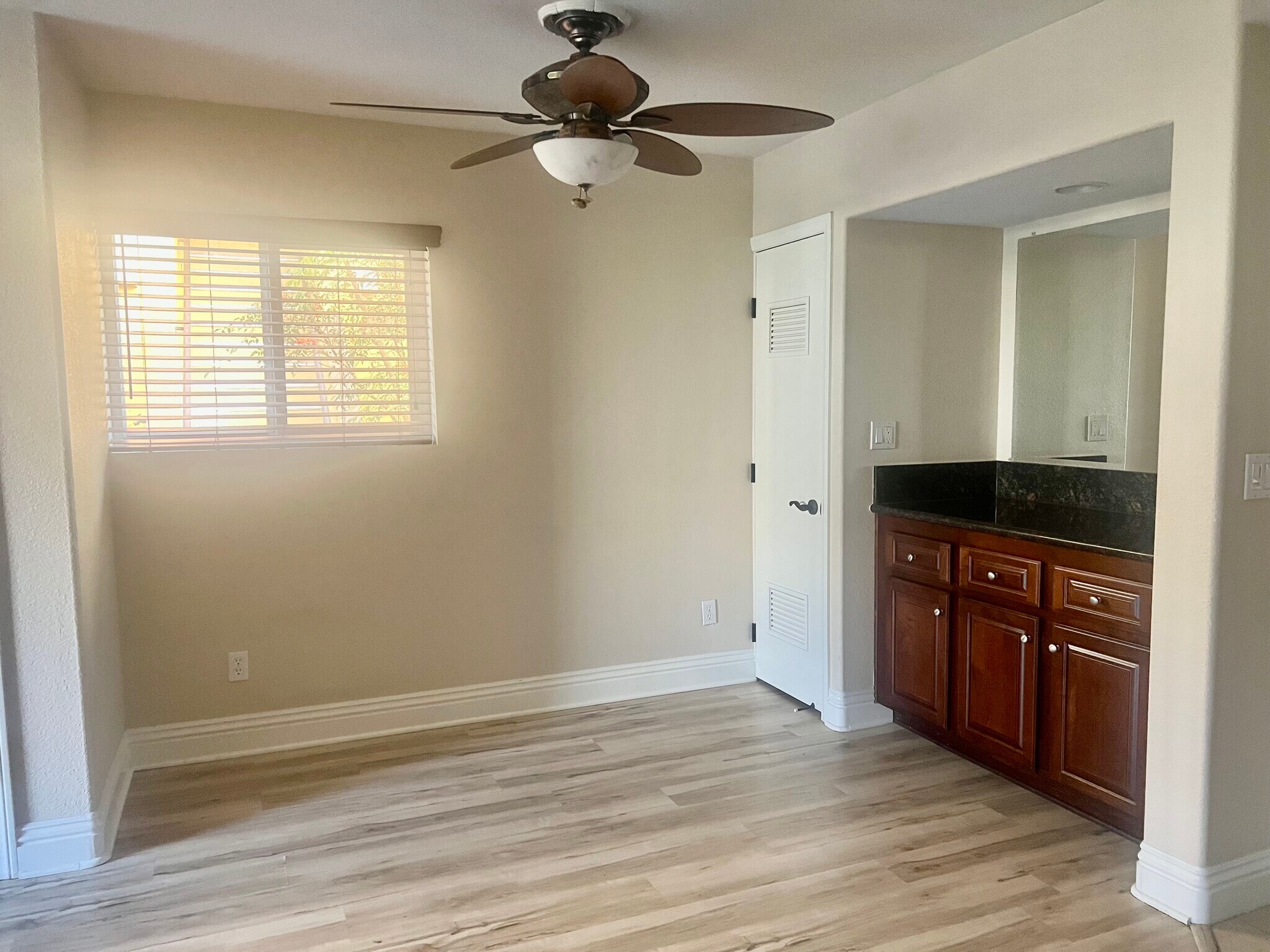 Building Photo - 3955 Nobel Dr