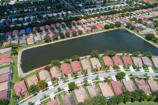 Building Photo - 9601 Harbour Lake Cir