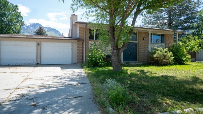 Building Photo - 9459 Quail Hollow Dr