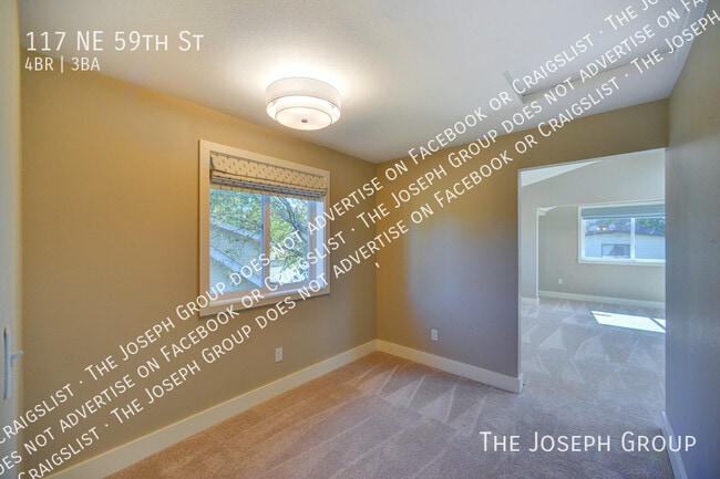 Building Photo - 117 NE 59th St