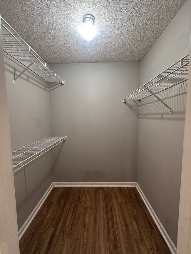 Building Photo - 3 Bedroom Marietta Townhome