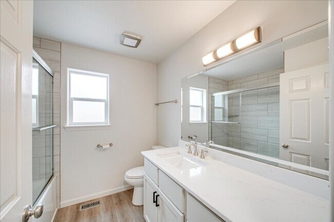 Building Photo - Beautifully Remodeled Home in Northwest Meridian