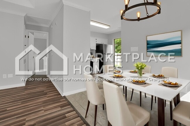 Building Photo - 8513 English Oak Loop