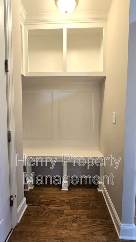 Building Photo - 121 Harvestwood Dr