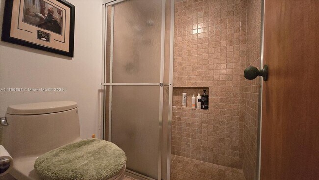 Building Photo - 15305 SW 74th Ct