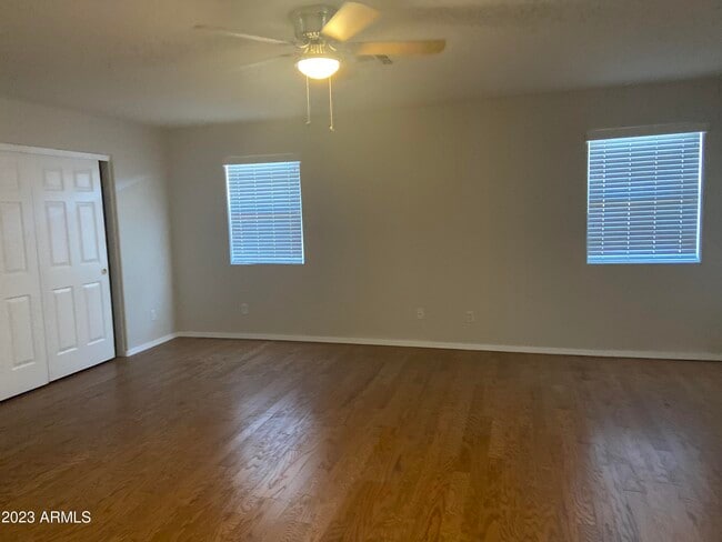 Building Photo - 12527 N 57th Ave