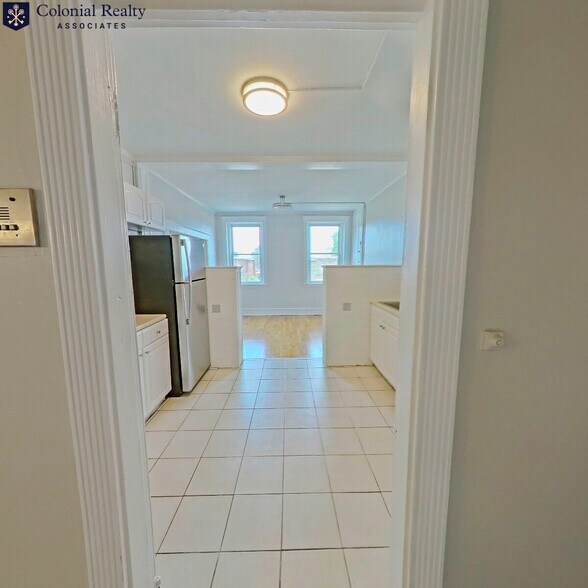 Building Photo - 330 St Paul St