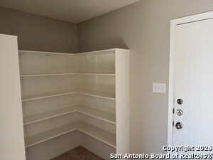 Building Photo - 8030 Chestnut Barr Dr