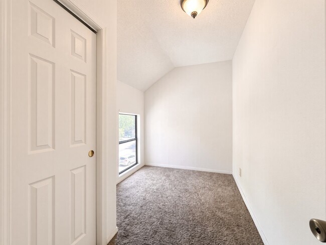 Building Photo - 8359 Sands Point Dr