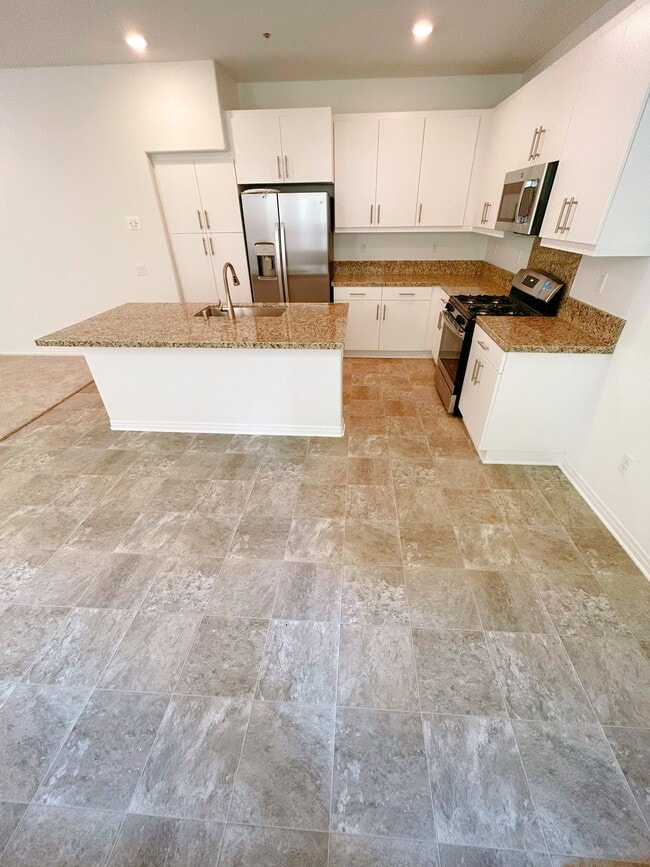 Building Photo - 16670 Rose Petal Wy