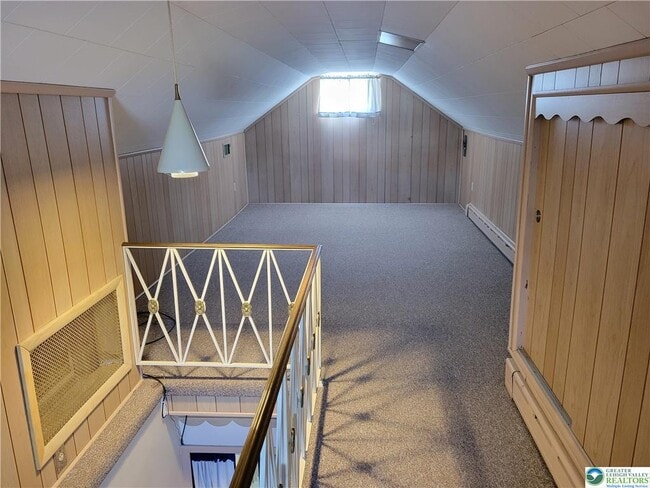 Building Photo - 712 Chestnut St