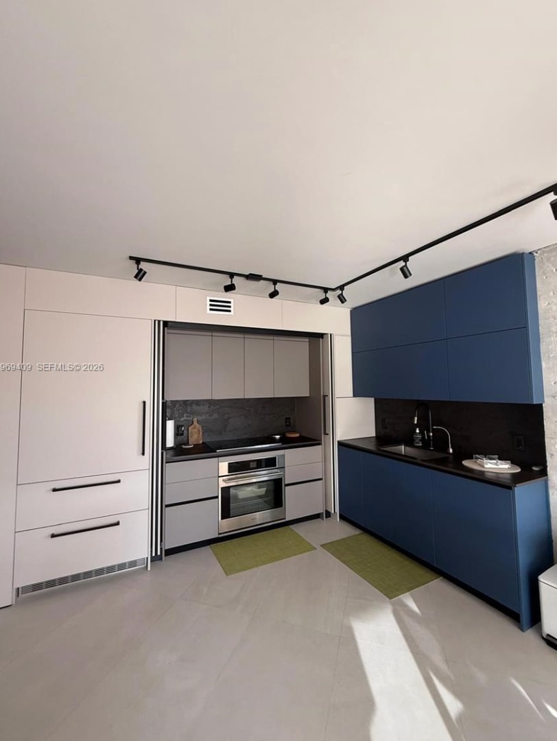 Building Photo - 4250 Biscayne Blvd