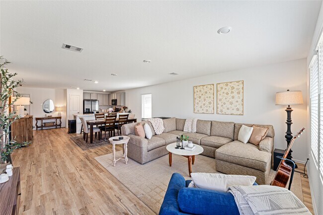 Building Photo - 24206 High Country Dr