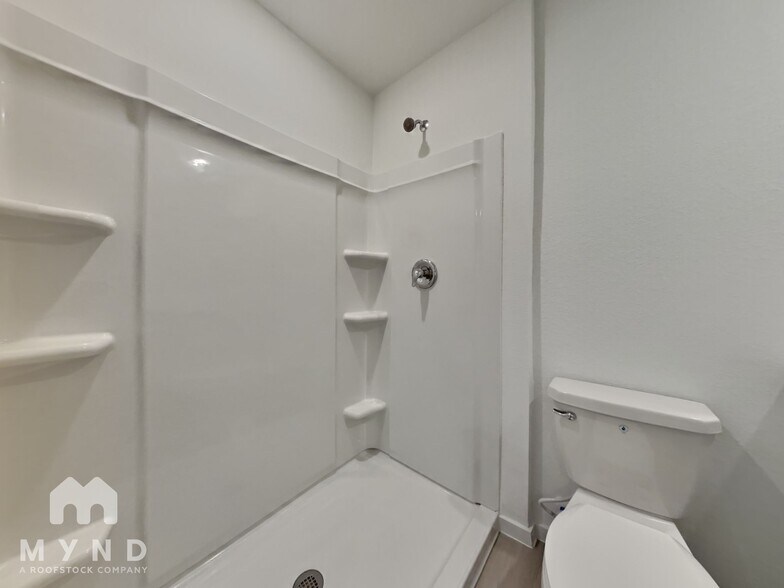 Building Photo - 14808 N Ascot Bnd Cir