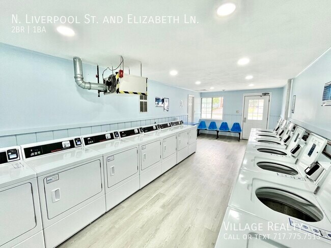 Building Photo - 55 N Liverpool St