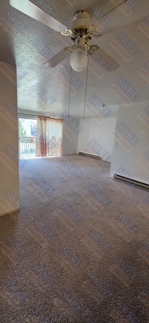 Building Photo - Available now! View Today by calling Rentl...