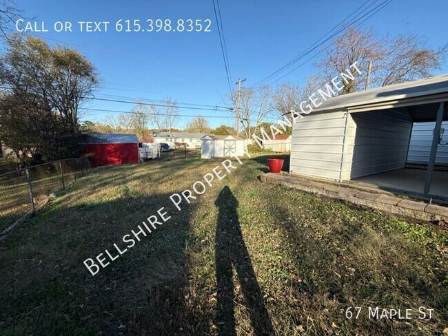 Building Photo - 67 Maple St