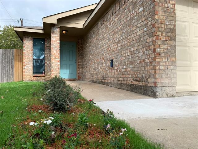 Building Photo - 1021 Olivewood Ln