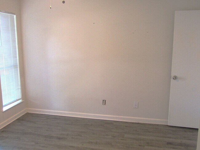 Building Photo - Conveniently located Atascocita Area Home