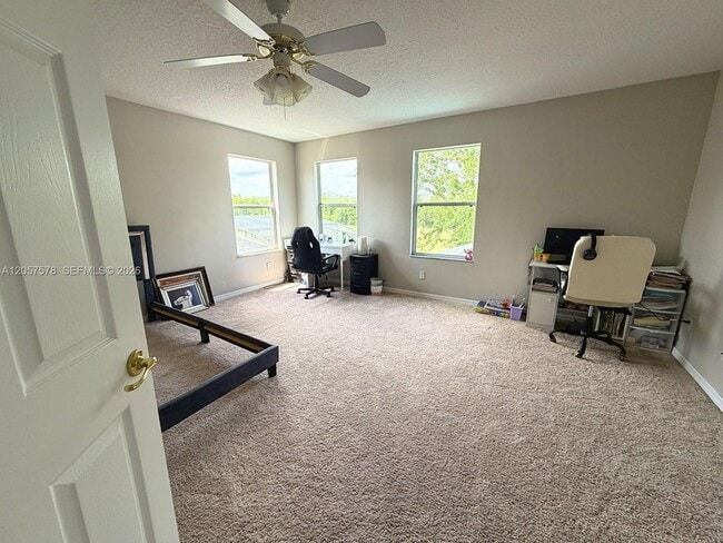 Building Photo - 233 Aldridge Ln