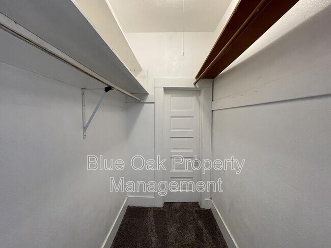 Building Photo - 960 Salem St