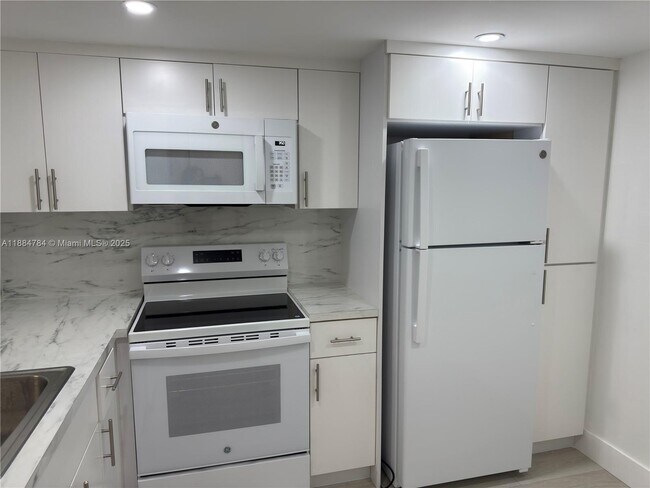 Building Photo - 11291 SW 88th St