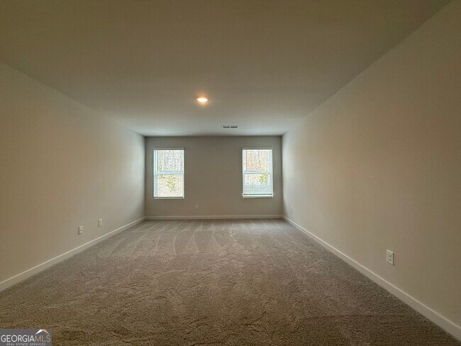 Building Photo - 7309 Mulberry St