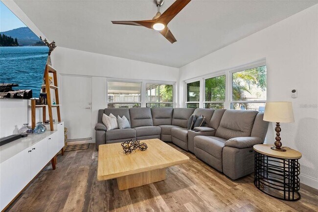 Building Photo - 808 Malone Dr