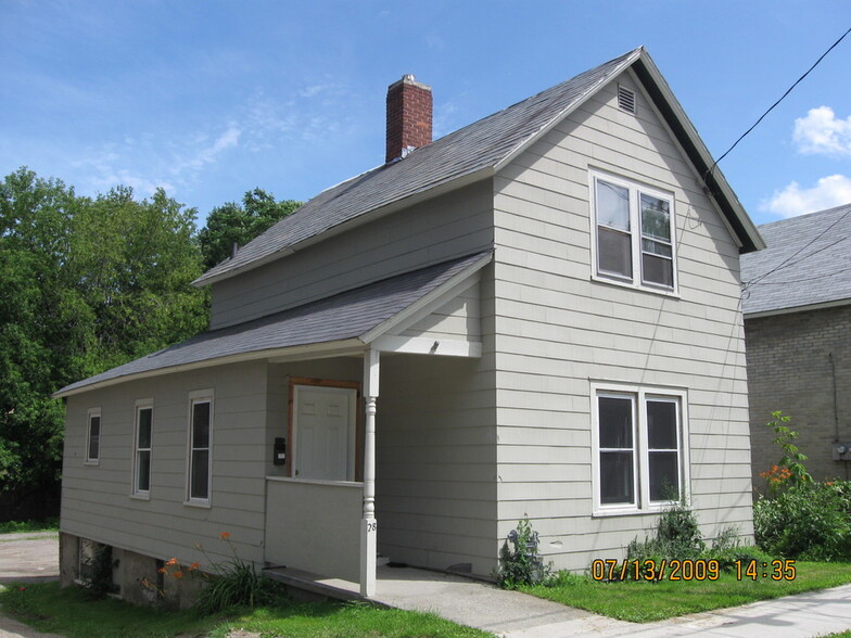 Exterior - 28 School St