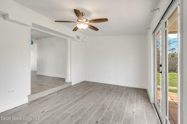 Building Photo - 1185 King St