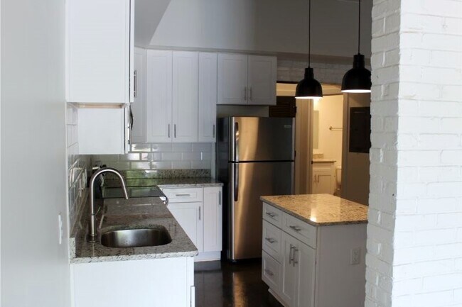 Building Photo - Culpeper Lofts - Building A