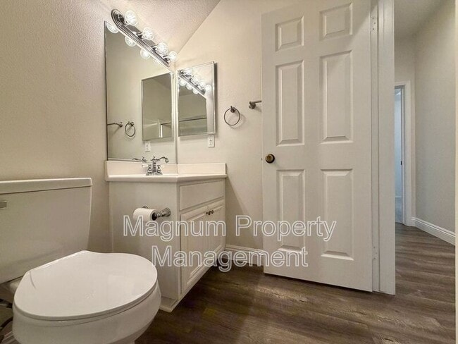 Building Photo - 40382 Corrigan Pl