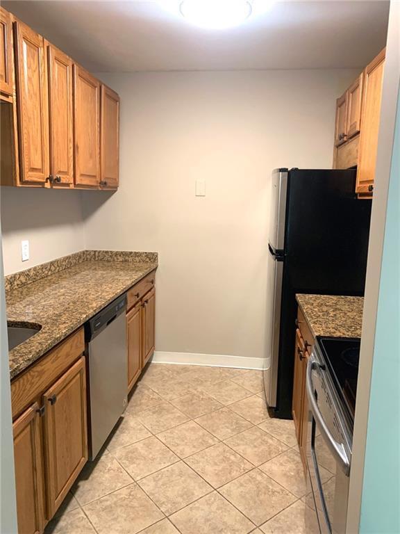 Building Photo - 388 S Main St