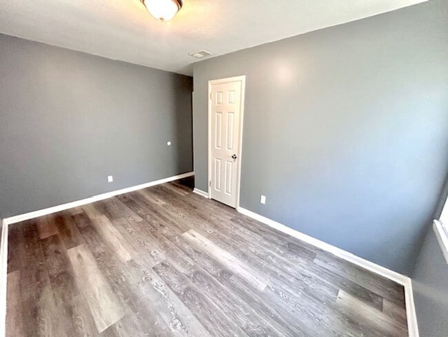 Building Photo - 3218 Teton Dr NW