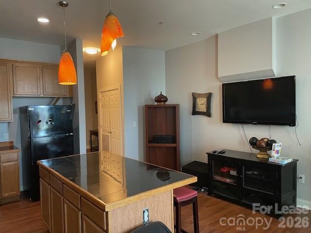 Building Photo - 141 W Main Ave