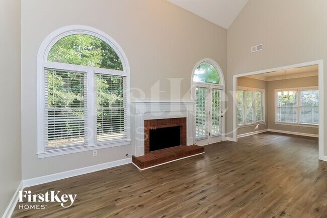 Building Photo - 5022 Kendall Station NW