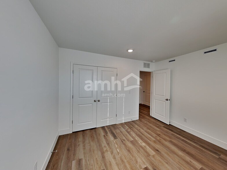 Building Photo - 4272 Halo Hollyhock St
