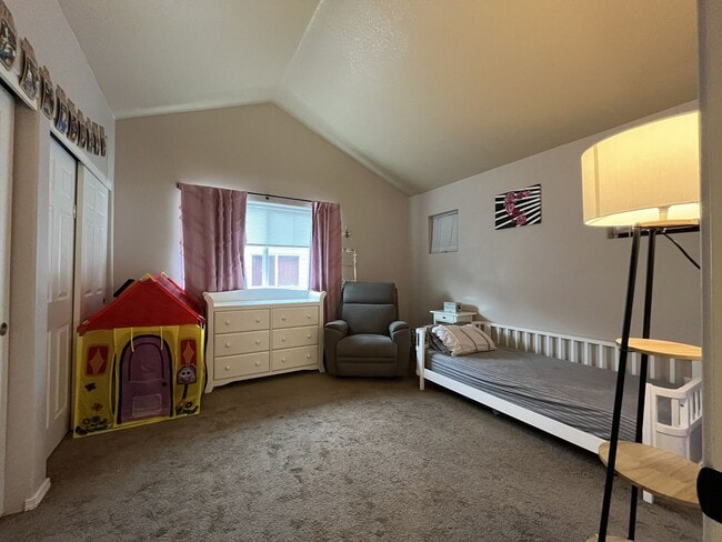 Building Photo - Modern 2 Bedroom + Bonus Room Townhome Near Nike with Dual En Suites, Balcony & Attached Garage