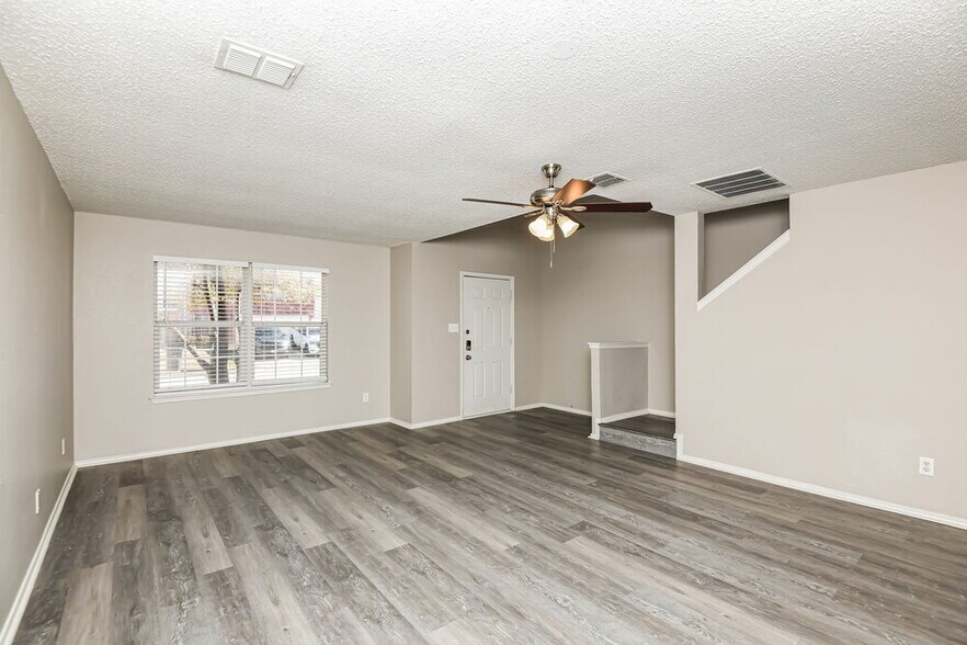 Building Photo - 3340 Chapel Ridge Way