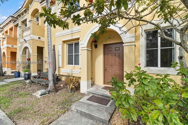 Building Photo - 8989 SW 17th Ct