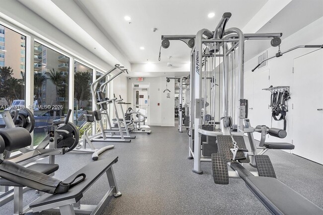 Building Photo - 3340 NE 190th St