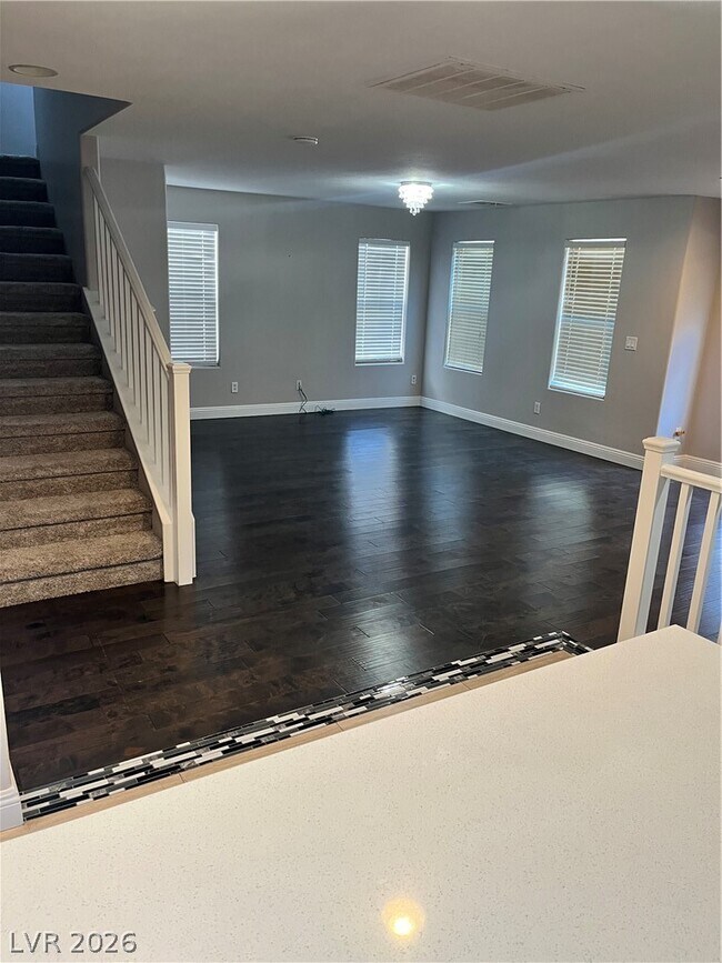 Building Photo - 10261 Ladybug Bend St