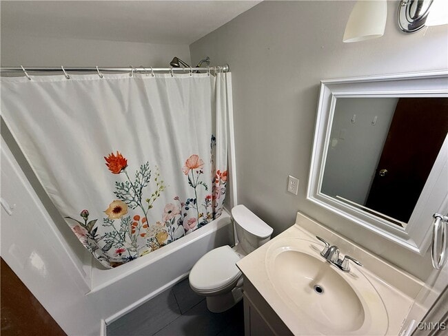 Building Photo - 8339 Zenith Dr