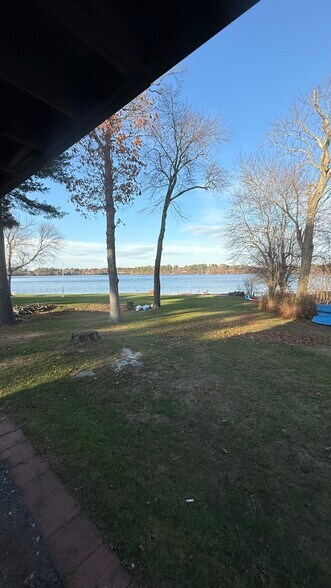 Back yard - 41 Lakeview Pl