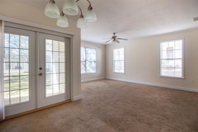 Building Photo - 1575 Paul Russell Rd